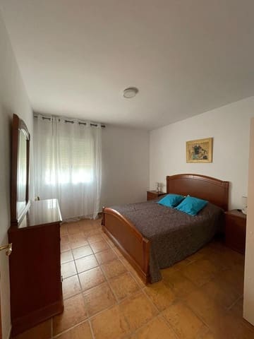 3 soveværelse Villa til salg i Onil med swimmingpool garage - € 370.000 (Ref: 9823228)