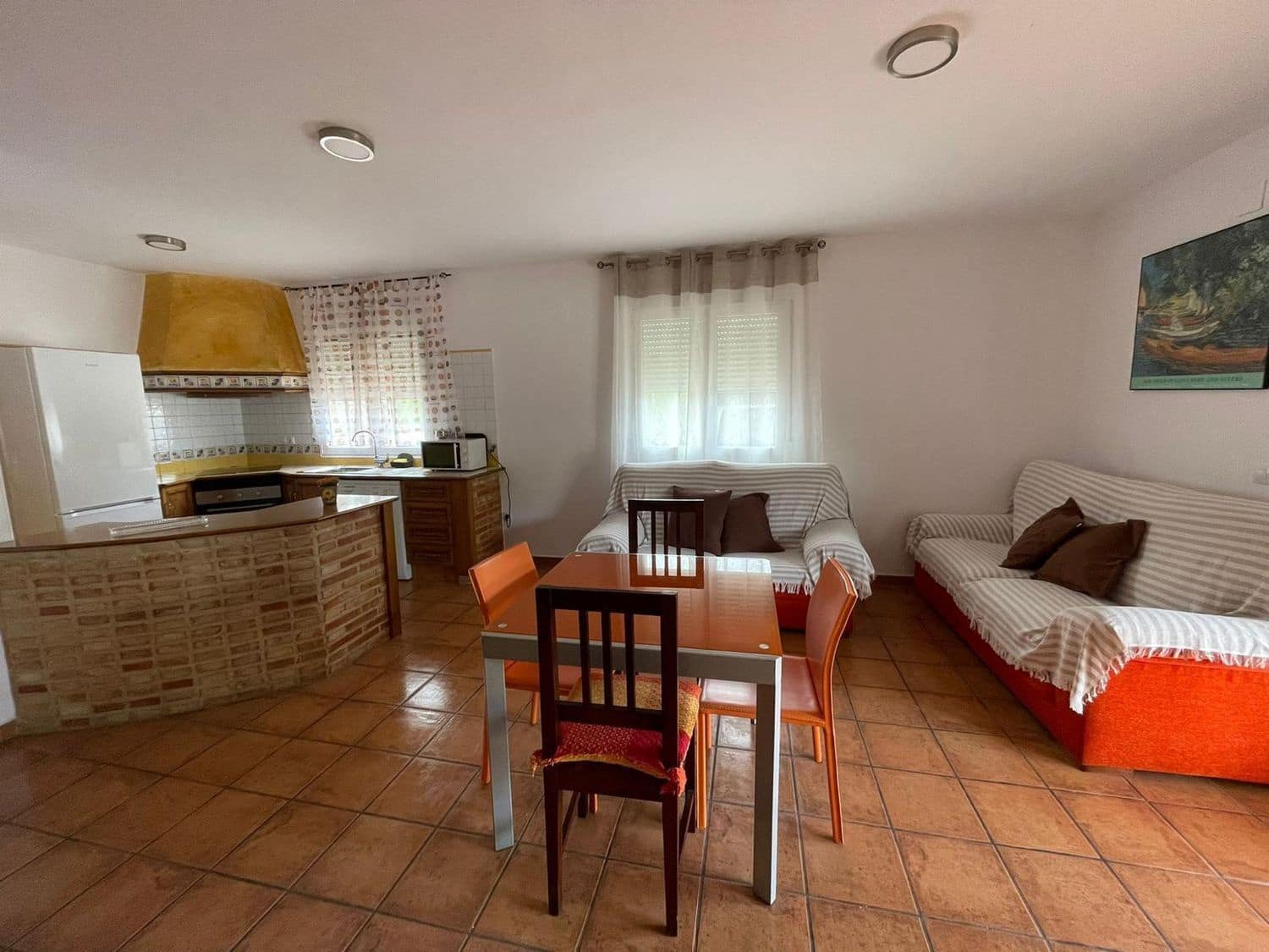 3 soveværelse Villa til salg i Onil med swimmingpool garage - € 370.000 (Ref: 9823228)
