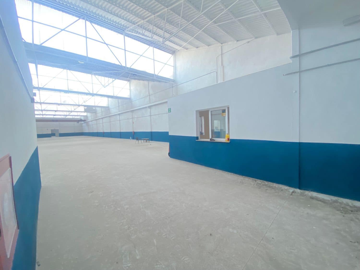 Commercial for sale in Alicante / Alacant city - € 1,600,000 (Ref: 9823232)