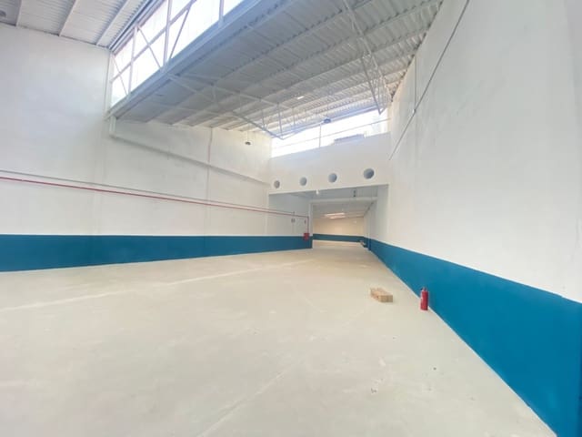 Commercial for sale in Ciudad de Asís, Alicante / Alacant city - € 1,600,000 (Ref: 9823232)