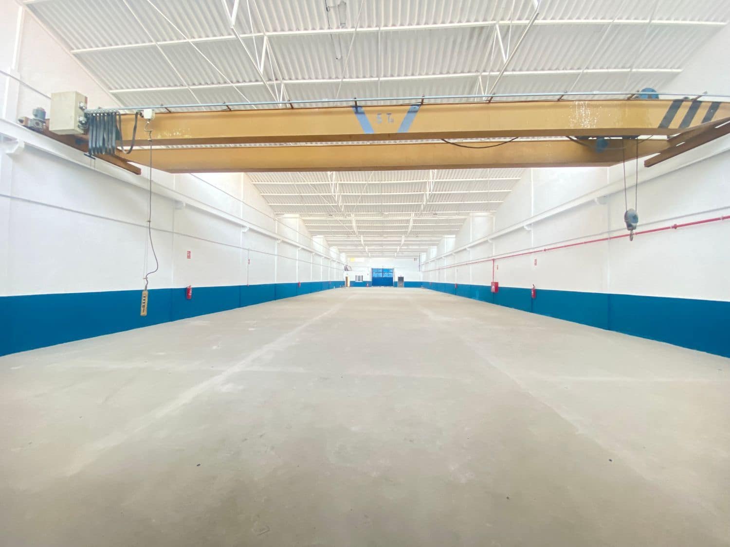 Commercial for sale in Alicante / Alacant city - € 1,600,000 (Ref: 9823232)