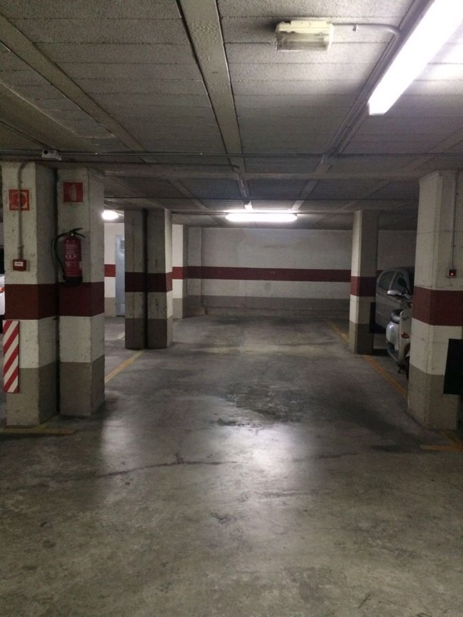 Garage zu verkaufen in Alicante / Alacant Stadt - 27.500 € (Ref: 9823233)