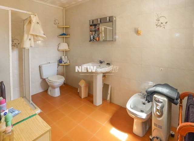 3 sypialnia Willa na sprzedaż w San Fulgencio z basenem garażem - 170 000 € (Ref: 10024900)