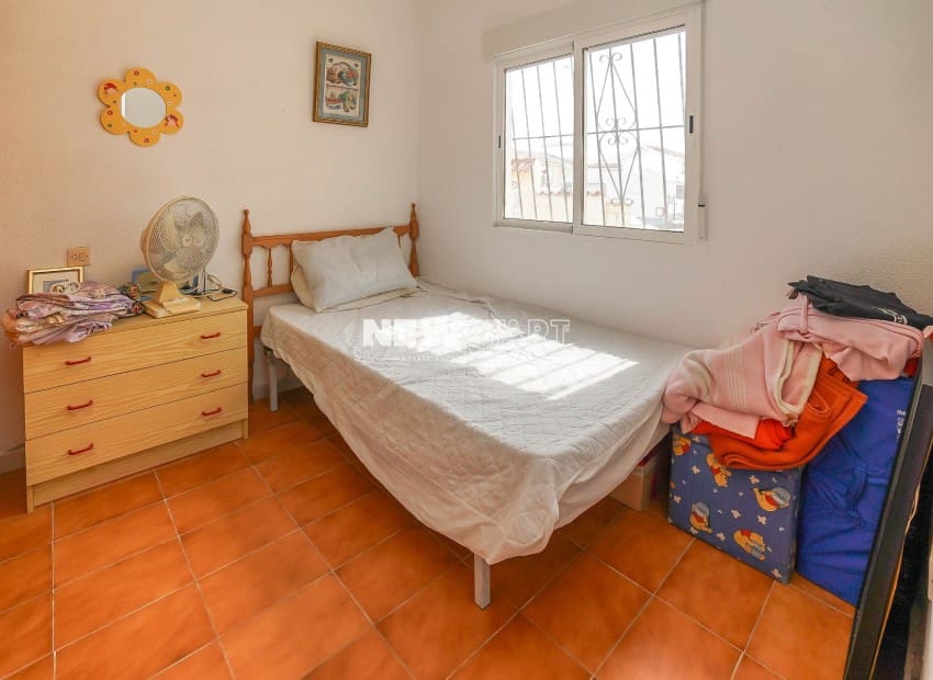 3 sypialnia Willa na sprzedaż w San Fulgencio z basenem garażem - 170 000 € (Ref: 10024900)