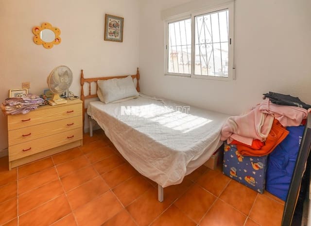 3 sypialnia Willa na sprzedaż w San Fulgencio z basenem garażem - 170 000 € (Ref: 10024900)