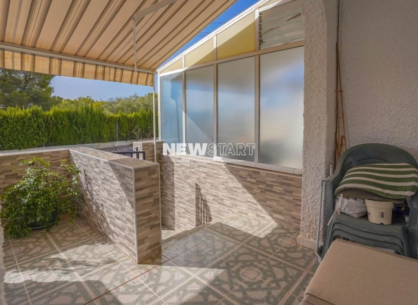 2 makuuhuone Bungalow myytävänä paikassa San Fulgencio - 109 000 € (Ref: 10039154)
