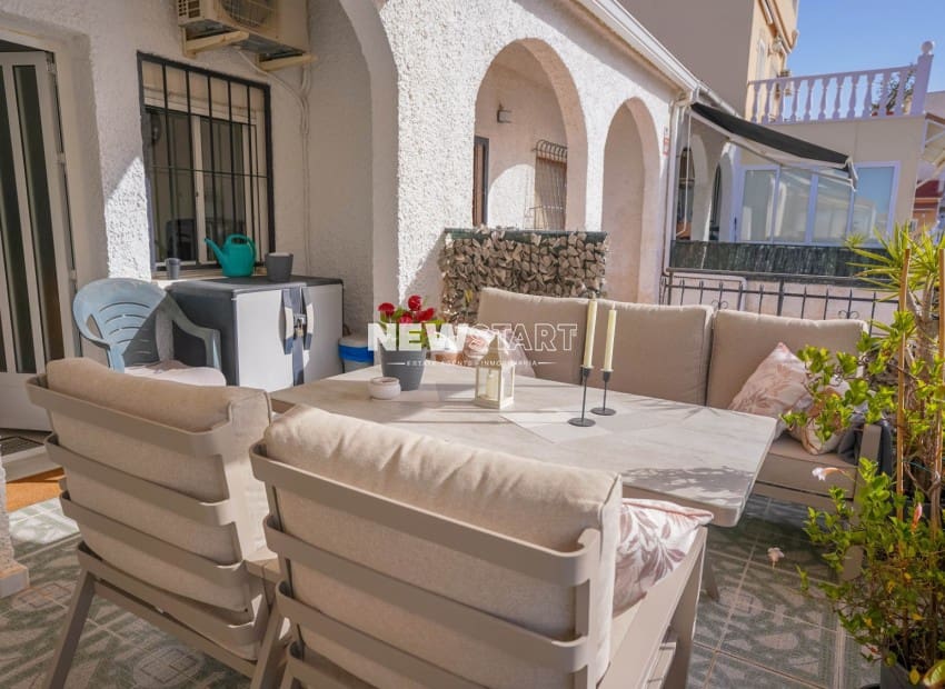 2 makuuhuone Bungalow myytävänä paikassa San Fulgencio - 109 000 € (Ref: 10039154)