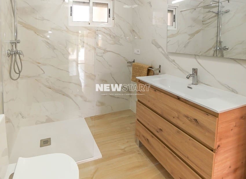 3 sypialnia Finka/Dom wiejski na sprzedaż w Daimes z basenem garażem - 429 000 € (Ref: 10042006)