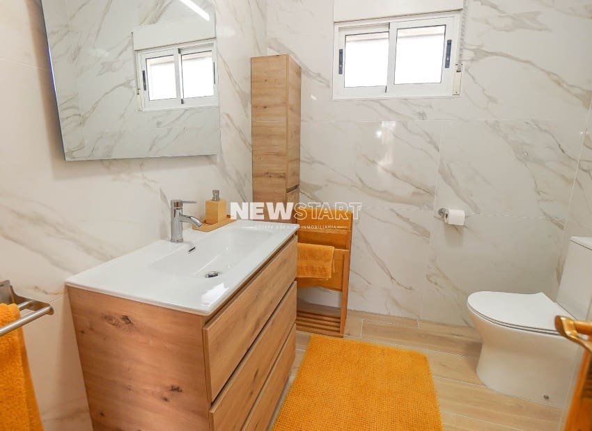 3 sypialnia Finka/Dom wiejski na sprzedaż w Daimes z basenem garażem - 429 000 € (Ref: 10042006)