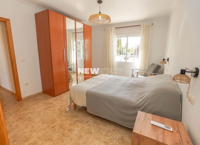 3 sypialnia Finka/Dom wiejski na sprzedaż w Daimes, Elche / Elx z basenem garażem - 429 000 € (Ref: 10042006)