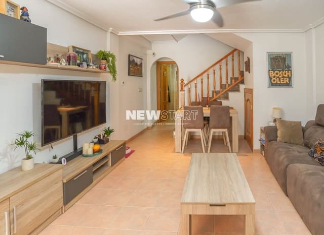 3 Zimmer Haus zu verkaufen in Guardamar del Segura mit Pool Garage - 235.000 € (Ref: 10043480)
