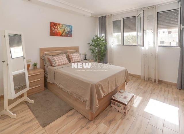 3 Zimmer Haus zu verkaufen in Guardamar del Segura mit Pool Garage - 235.000 € (Ref: 10043480)