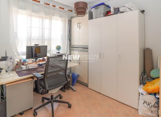 3 Zimmer Haus zu verkaufen in Guardamar del Segura mit Pool Garage - 235.000 € (Ref: 10043480)