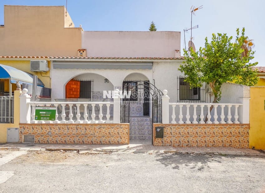 2 slaapkamer Bungalow te koop in San Fulgencio met garage - € 123.000 (Ref: 10045855)