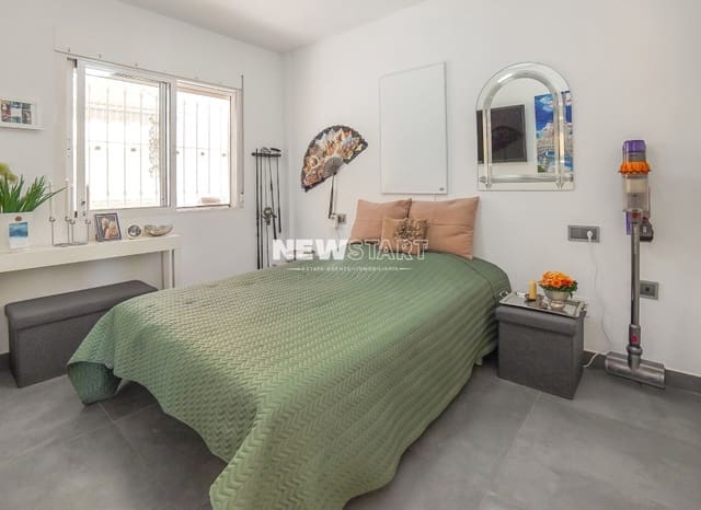 3 Zimmer Villa zu verkaufen in San Fulgencio mit Pool Garage - 310.000 € (Ref: 10055684)