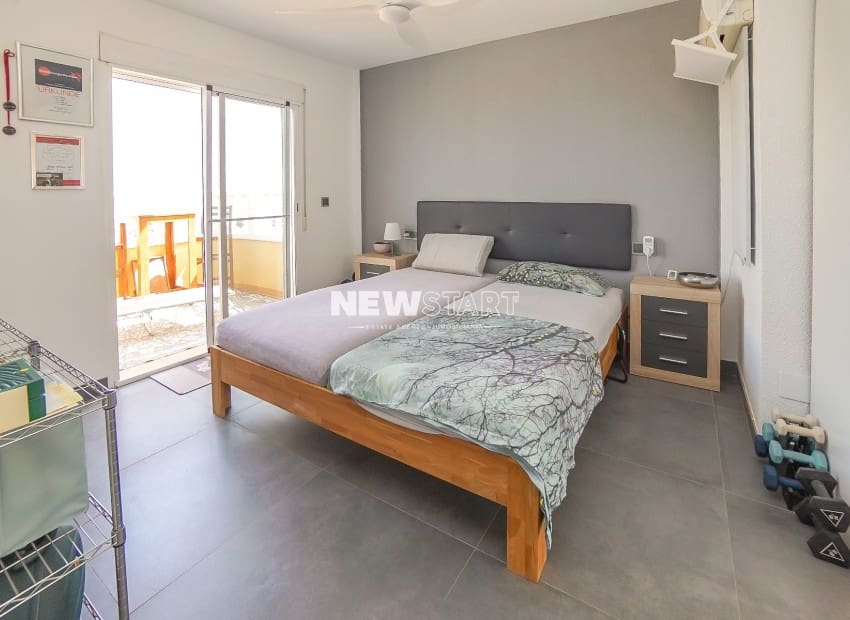 3 Zimmer Villa zu verkaufen in San Fulgencio mit Pool Garage - 310.000 € (Ref: 10055684)