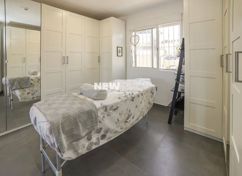 3 Zimmer Villa zu verkaufen in San Fulgencio mit Pool Garage - 310.000 € (Ref: 10055684)