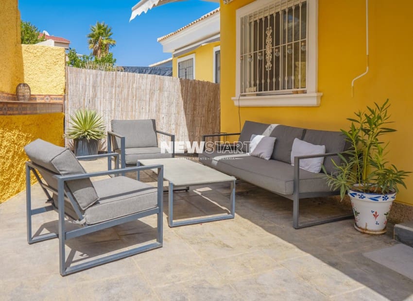 3 Zimmer Villa zu verkaufen in San Fulgencio mit Pool Garage - 310.000 € (Ref: 10055684)
