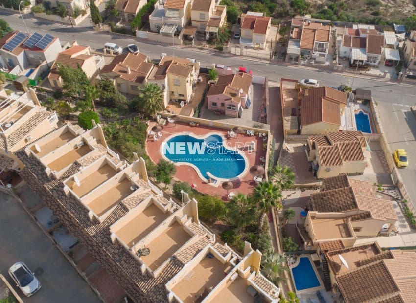 3 Zimmer Villa zu verkaufen in San Fulgencio mit Pool Garage - 310.000 € (Ref: 10055684)