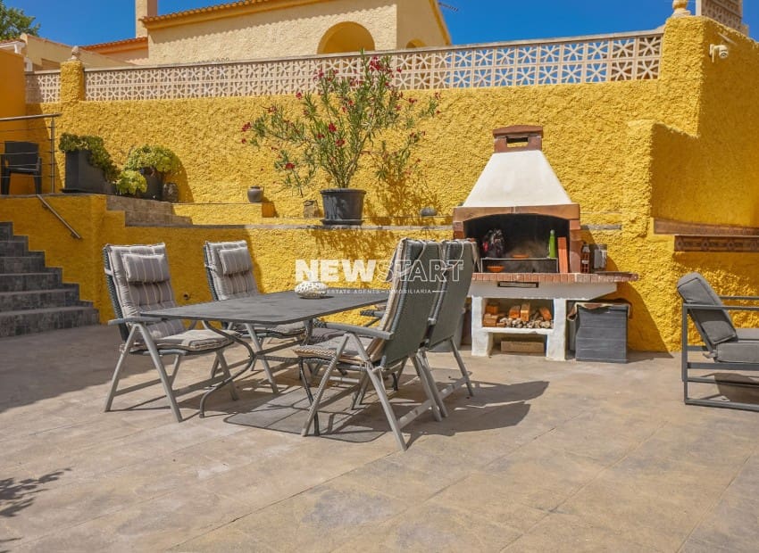 3 Zimmer Villa zu verkaufen in San Fulgencio mit Pool Garage - 310.000 € (Ref: 10055684)