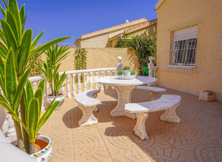 2 soveværelse Villa til salg i San Fulgencio med garage - € 170.000 (Ref: 10064924)