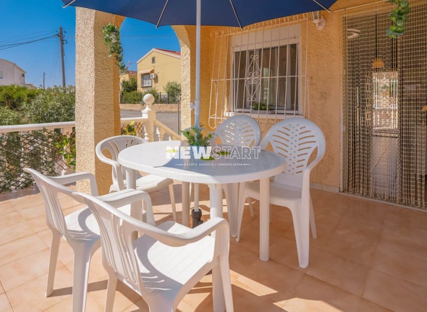 2 soveværelse Villa til salg i San Fulgencio med garage - € 170.000 (Ref: 10064924)
