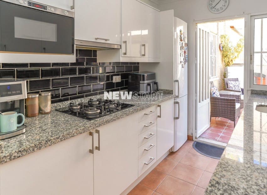 3 chambre Villa/Maison à vendre à San Fulgencio avec piscine - 249 000 € (Ref: 10082198)