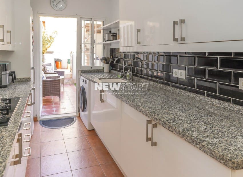 3 chambre Villa/Maison à vendre à San Fulgencio avec piscine - 249 000 € (Ref: 10082198)