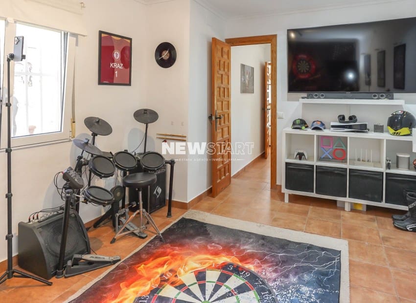 3 chambre Villa/Maison à vendre à San Fulgencio avec piscine - 249 000 € (Ref: 10082198)