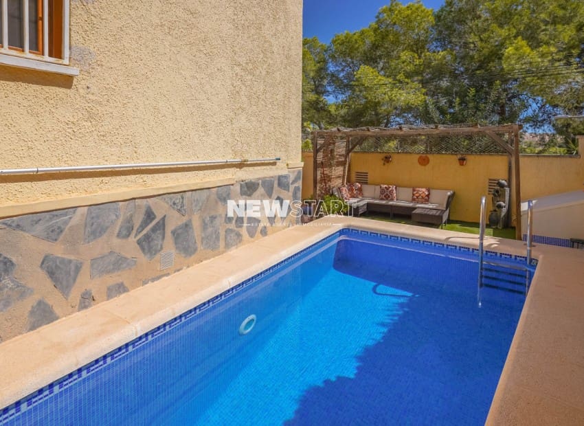 3 chambre Villa/Maison à vendre à San Fulgencio avec piscine - 249 000 € (Ref: 10082198)