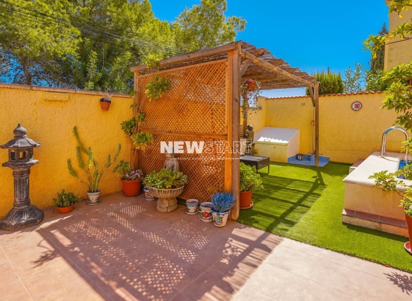 3 chambre Villa/Maison à vendre à San Fulgencio avec piscine - 249 000 € (Ref: 10082198)