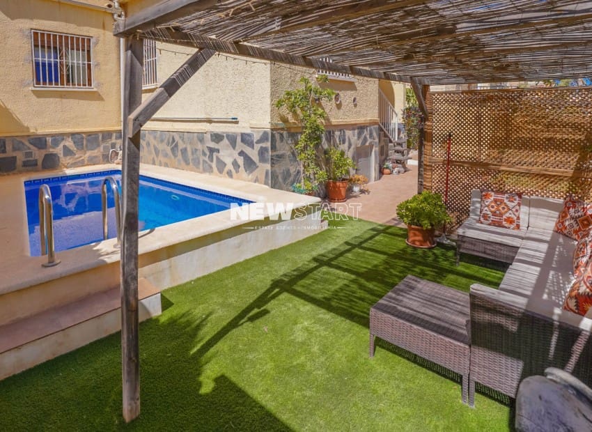 3 chambre Villa/Maison à vendre à San Fulgencio avec piscine - 249 000 € (Ref: 10082198)