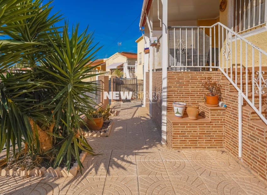 2 quarto Moradia para venda em San Fulgencio com garagem - 170 000 € (Ref: 10098807)