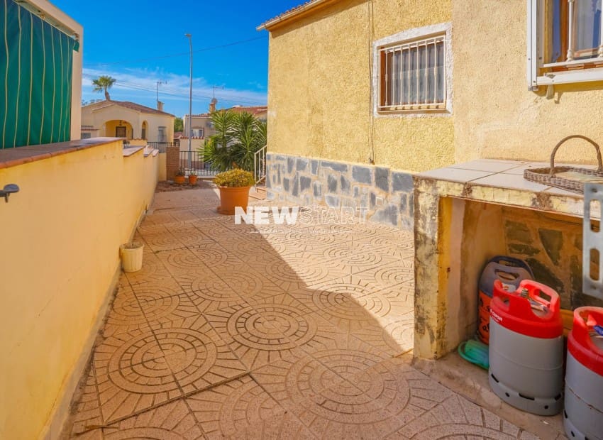 2 quarto Moradia para venda em San Fulgencio com garagem - 170 000 € (Ref: 10098807)