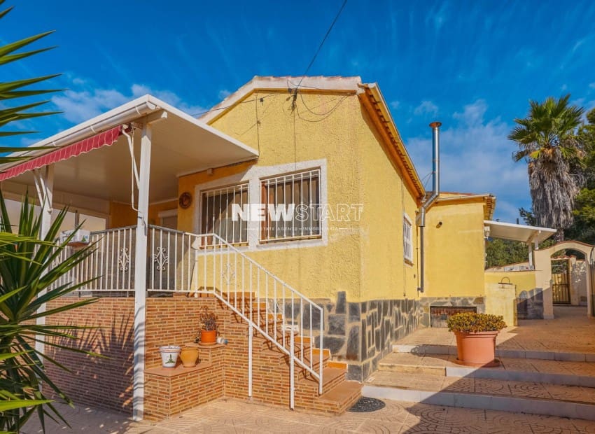 2 quarto Moradia para venda em San Fulgencio com garagem - 170 000 € (Ref: 10098807)