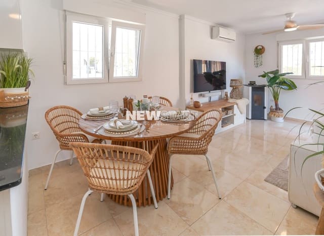 Bungalow de 2 habitaciones en San Fulgencio en venta con garaje - 145.000 € (Ref: 10101117)