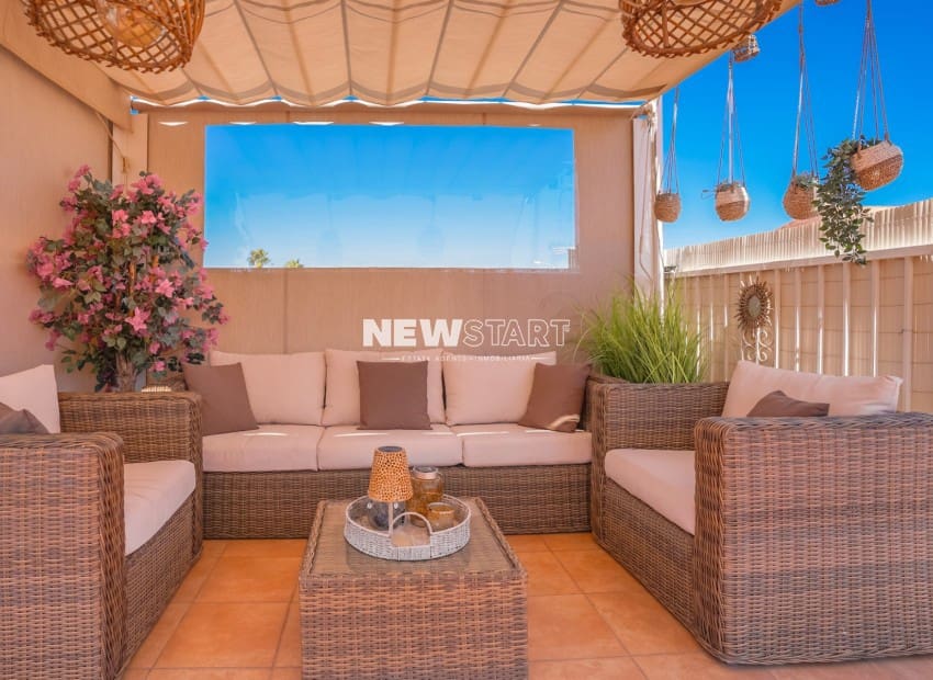 Bungalow de 2 habitaciones en San Fulgencio en venta con garaje - 145.000 € (Ref: 10101117)