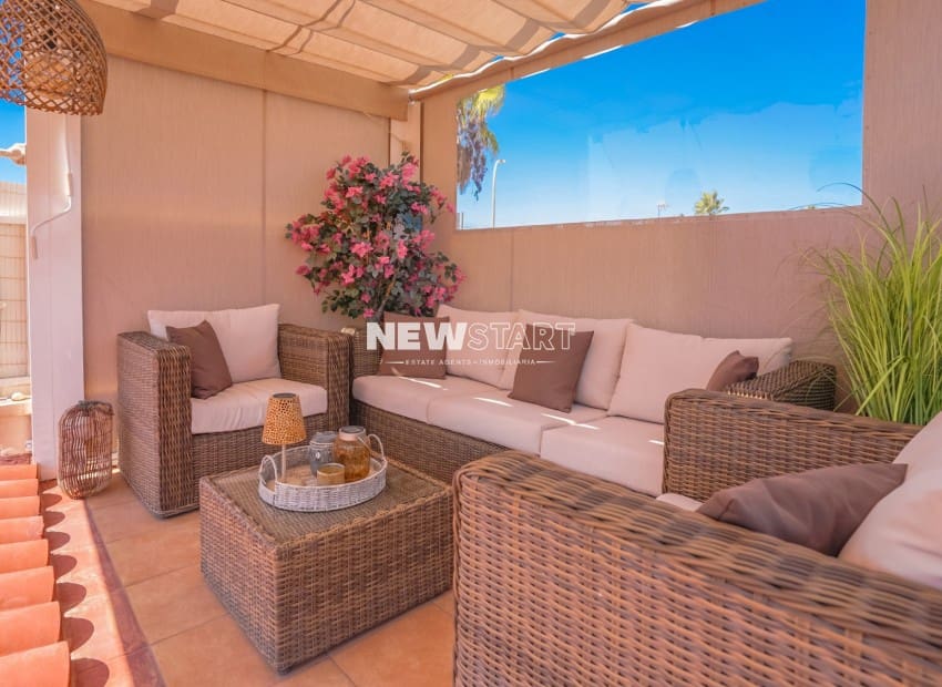 Bungalow de 2 habitaciones en San Fulgencio en venta con garaje - 145.000 € (Ref: 10101117)
