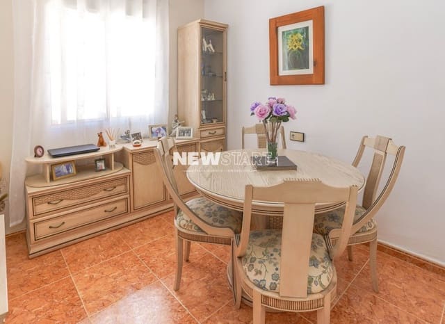 Pareado de 3 habitaciones en San Fulgencio en venta con piscina garaje - 195.000 € (Ref: 10101118)