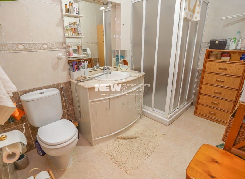 Casa de 2 habitaciones en San Fulgencio en venta con garaje - 149.000 € (Ref: 10103531)