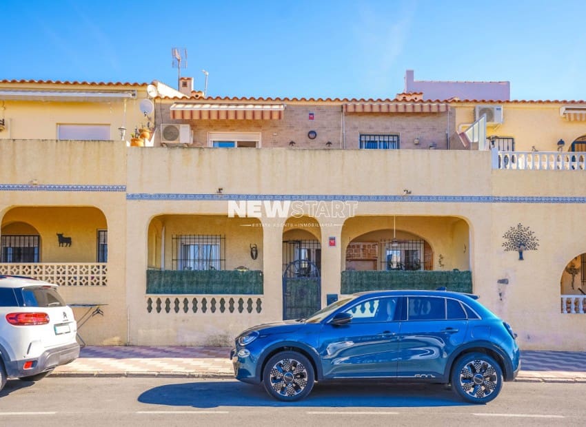 Casa de 2 habitaciones en San Fulgencio en venta con garaje - 149.000 € (Ref: 10103531)