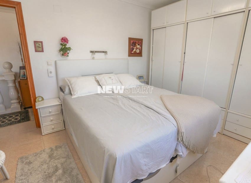 Casa de 2 habitaciones en San Fulgencio en venta con garaje - 149.000 € (Ref: 10103531)