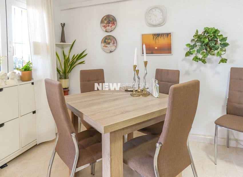 Casa de 2 habitaciones en San Fulgencio en venta con garaje - 149.000 € (Ref: 10103531)
