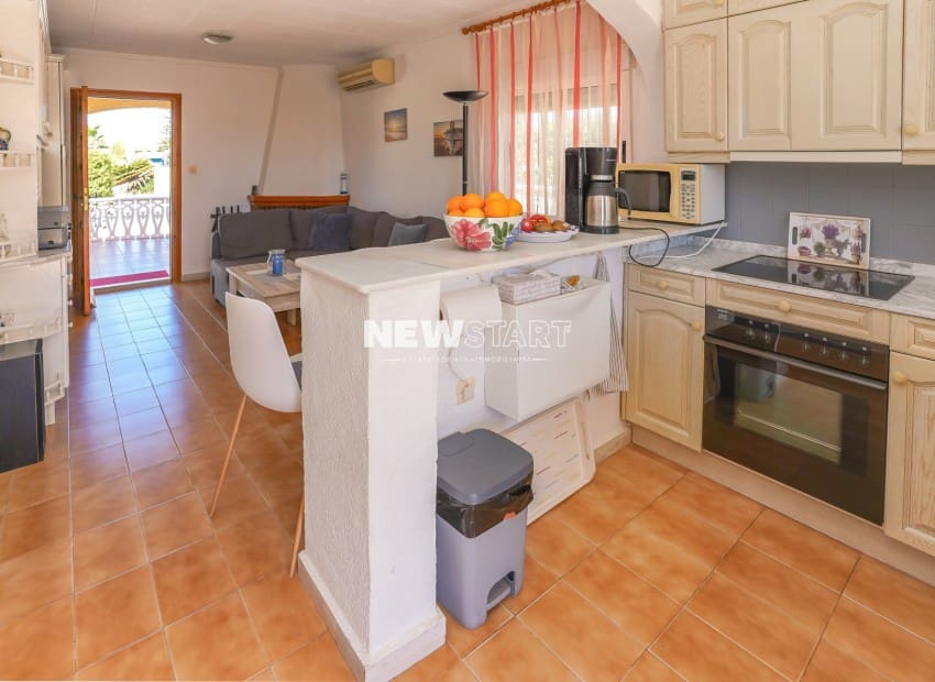 2 Zimmer Villa zu verkaufen in San Fulgencio mit Garage - 189.000 € (Ref: 10103532)