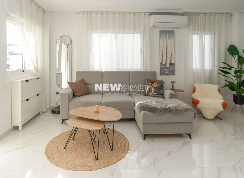 2 slaapkamer Villa te koop in San Fulgencio met zwembad garage - € 360.000 (Ref: 10130151)