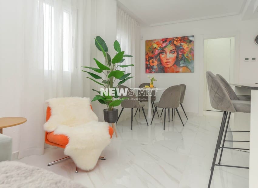 2 slaapkamer Villa te koop in San Fulgencio met zwembad garage - € 360.000 (Ref: 10130151)