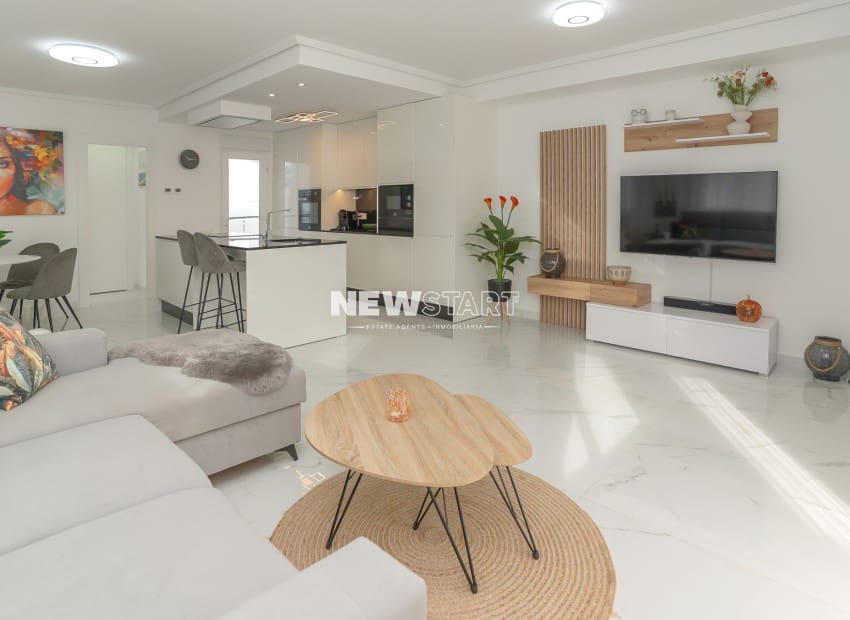 2 slaapkamer Villa te koop in San Fulgencio met zwembad garage - € 360.000 (Ref: 10130151)