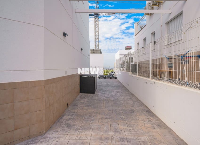 2 slaapkamer Villa te koop in San Fulgencio met zwembad garage - € 360.000 (Ref: 10130151)