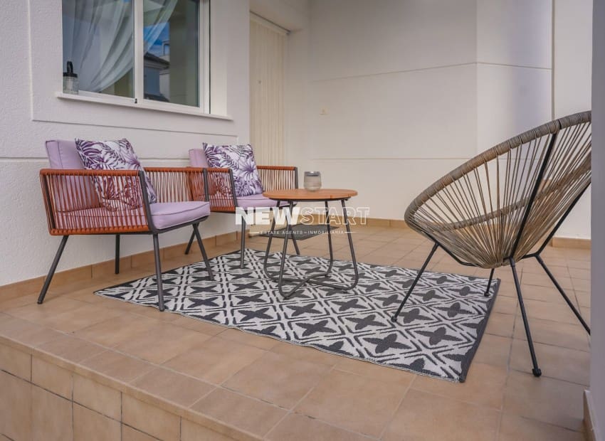 2 slaapkamer Villa te koop in San Fulgencio met zwembad garage - € 360.000 (Ref: 10130151)