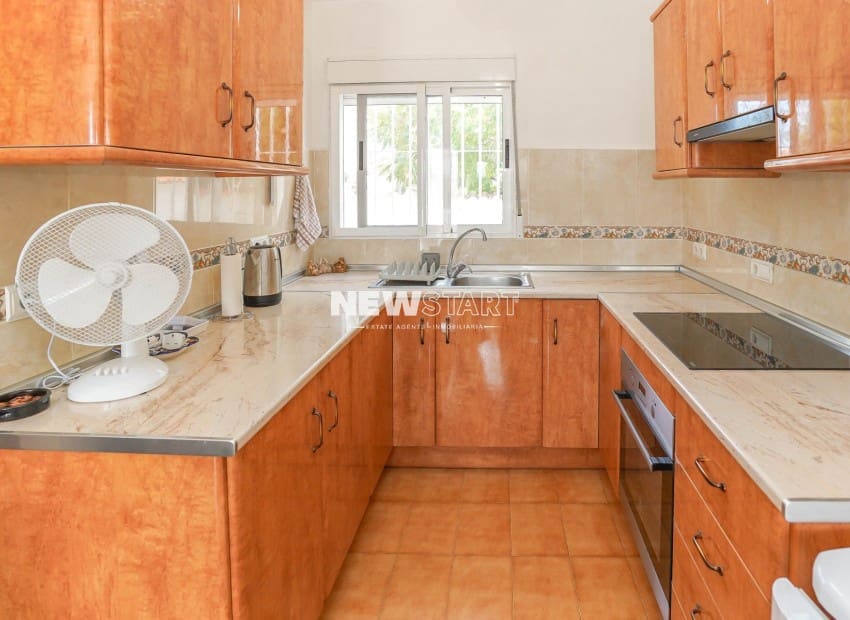 2 slaapkamer Villa te koop in San Fulgencio met garage - € 165.000 (Ref: 10145045)